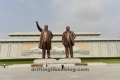 2016-08-13-Pyongyang-05-Mansu-Hill-Grand-Monument-1280x854